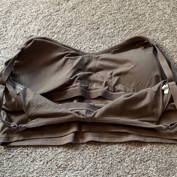 Athleta Women's Tan Tank Top - Picture 4 of 5